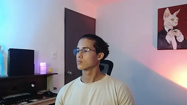 Snapshot of alejo_x3 chatting on 02-27-25, 04:31 alejo x3 online show from 02-27-25, 04:31