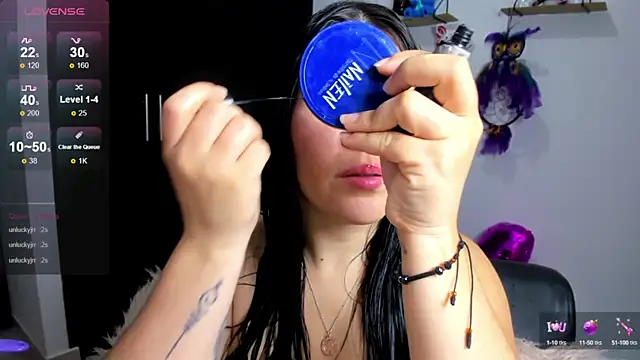 Snapshot of AilynRed chatting on 02-13-25, 05:26 AilynRed online show from 02-13-25, 05:26