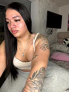 GemaGranadoss online show from 11-15-25, 03:04