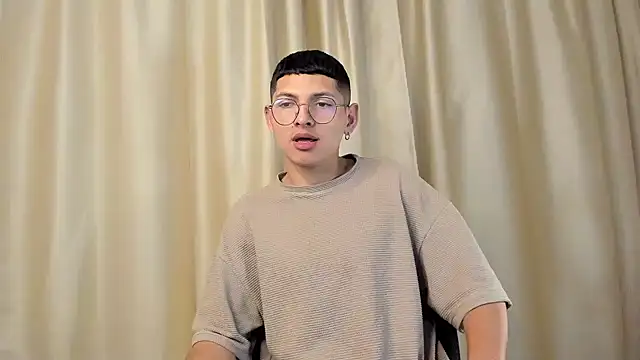 a lejandro 0 8 online show from 01-19-25, 05:05