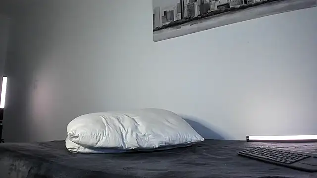 a lejandro 0 8 online show from 03-17-25, 02:19