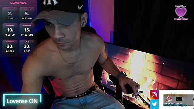 sexyboycolombi4 online show from 02-03-26, 11:10