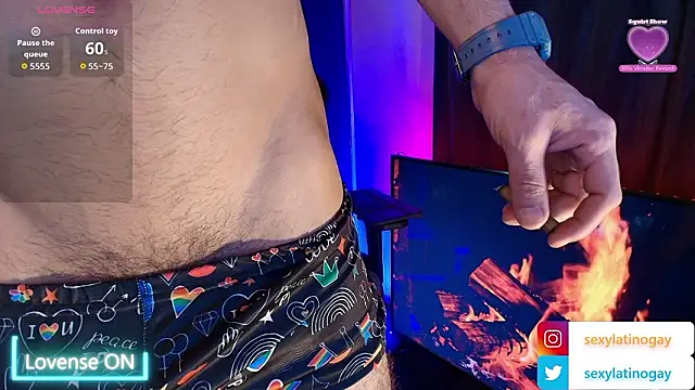 sexyboycolombi4 online show from 03-18-26, 11:02