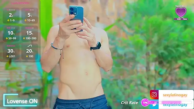 Snapshot of sexyboycolombi4 chatting on 05-21-26, 07:10 sexyboycolombi4 online show from 05-21-26, 07:10
