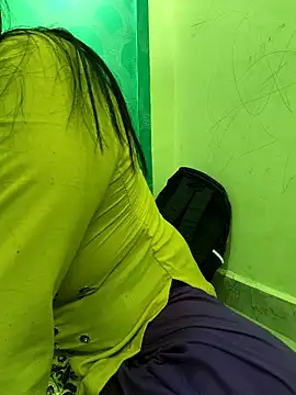 Snapshot of IslamicPimento chatting on 03-10-25, 07:32 IslamicPimento online show from 03-10-25, 07:32