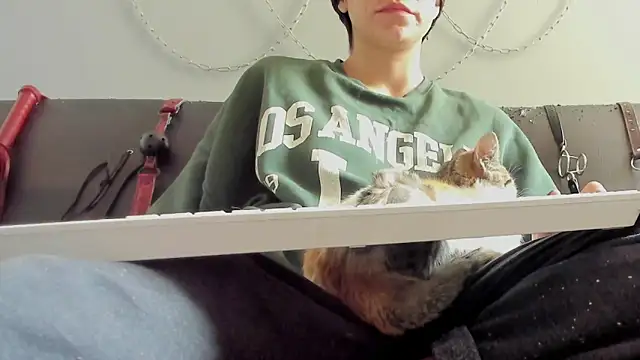 K Intraven0us online show from 09-12-25, 05:24