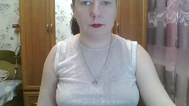 SophieNightAh online show from 02-19-25, 12:22