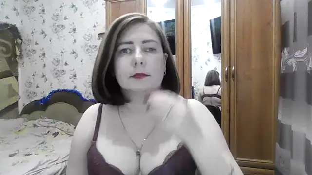 SophieNightAh online show from 12-22-25, 08:39