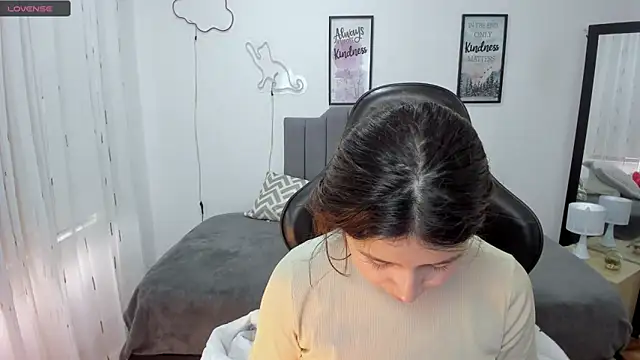 Amy joones online show from 09-24-25, 11:57