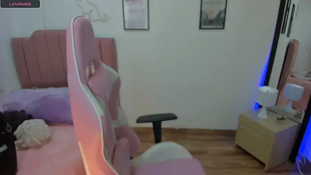 Amy joones online show from 11-18-25, 12:31