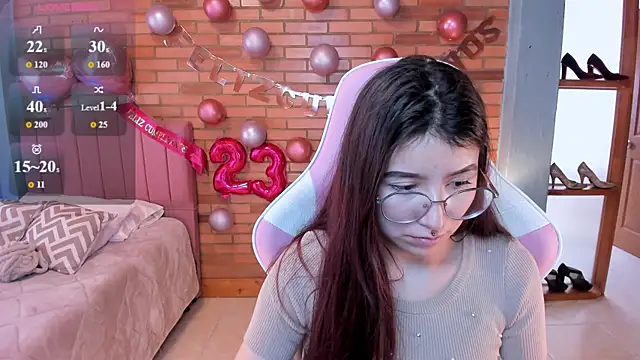 Amy joones online show from 05-11-26, 02:45