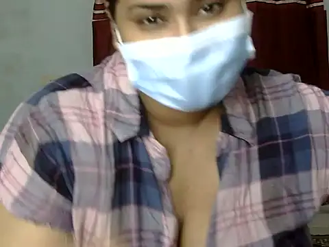 Snapshot of cutelady65 chatting on 09-30-25, 04:01 cutelady65 online show from 09-30-25, 04:01