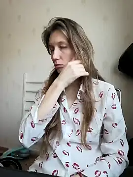 CatFerae online show from 01-18-25, 09:24