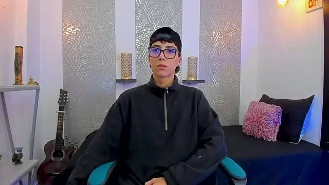 Nikolay Gregori online show from 02-18-25, 04:15