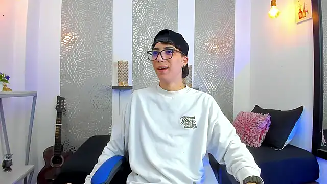 Nikolay Gregori online show from 02-20-25, 04:07