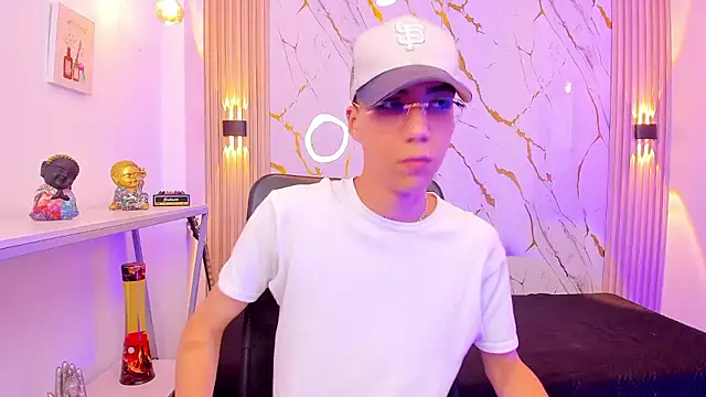 Nikolay Gregori online show from 01-15-26, 04:17