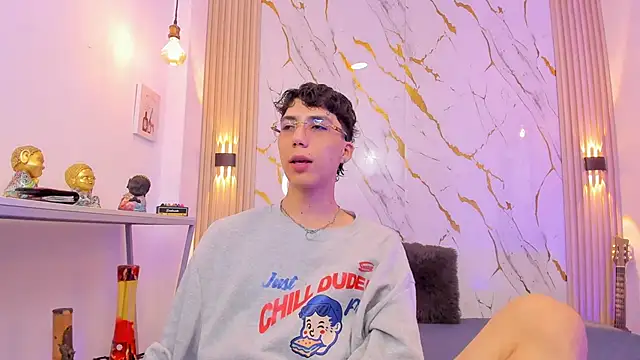 Nikolay Gregori online show from 04-17-26, 04:15