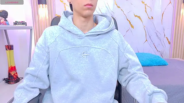 Nikolay Gregori online show from 06-10-26, 04:01