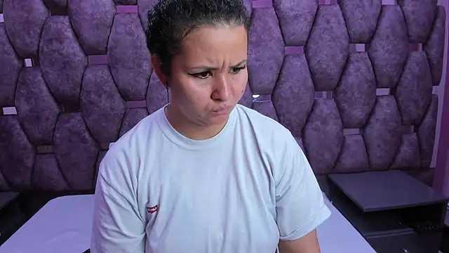 AlaSmith online show from 10-31-25, 01:28