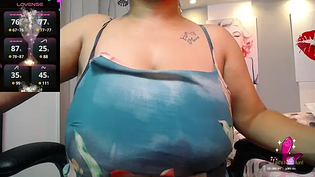 Snapshot of kalpanaaishaa chatting on 01-31-25, 04:48 kalpanaaishaa online show from 01-31-25, 04:48