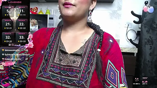 Snapshot of kalpanaaishaa chatting on 02-13-25, 01:15 kalpanaaishaa online show from 02-13-25, 01:15