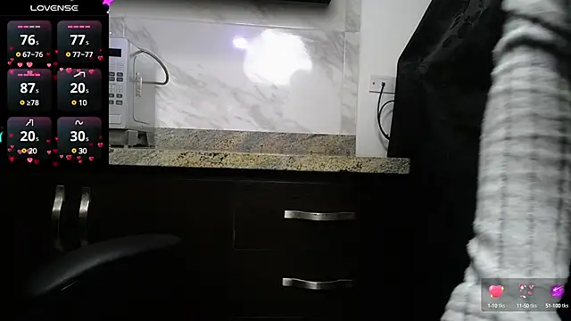 Snapshot of kalpanaaishaa chatting on 02-17-25, 01:10 kalpanaaishaa online show from 02-17-25, 01:10