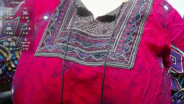 Snapshot of kalpanaaishaa chatting on 03-12-25, 10:05 kalpanaaishaa online show from 03-12-25, 10:05