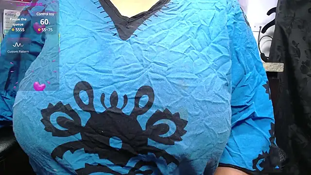 Snapshot of kalpanaaishaa chatting on 03-14-25, 10:07 kalpanaaishaa online show from 03-14-25, 10:07