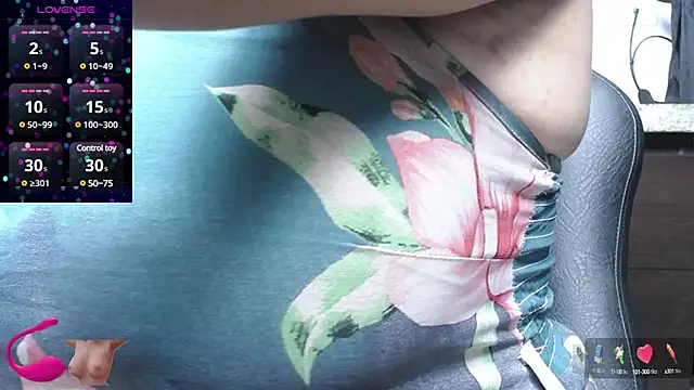 Snapshot of kalpanaaishaa chatting on 03-21-25, 10:17 kalpanaaishaa online show from 03-21-25, 10:17