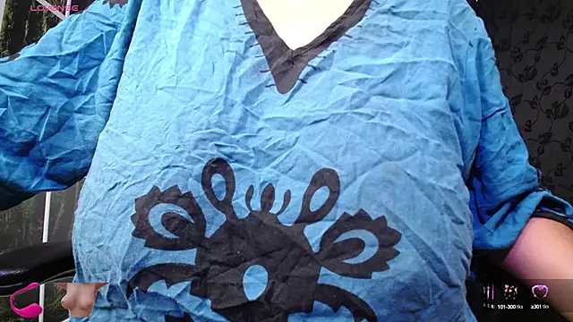 Snapshot of kalpanaaishaa chatting on 09-24-25, 10:07 kalpanaaishaa online show from 09-24-25, 10:07