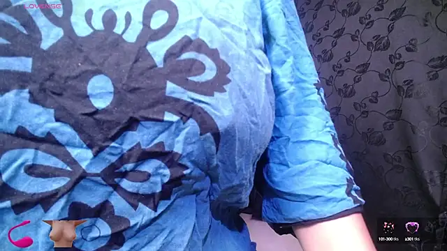 Snapshot of kalpanaaishaa chatting on 10-01-25, 10:10 kalpanaaishaa online show from 10-01-25, 10:10