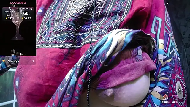 Snapshot of kalpanaaishaa chatting on 10-13-25, 10:15 kalpanaaishaa online show from 10-13-25, 10:15