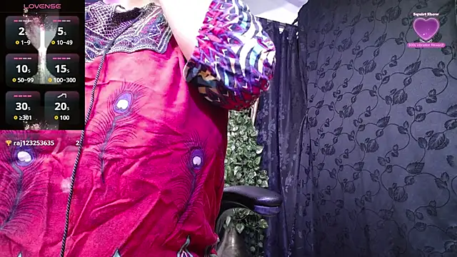 Snapshot of kalpanaaishaa chatting on 10-21-25, 10:27 kalpanaaishaa online show from 10-21-25, 10:27