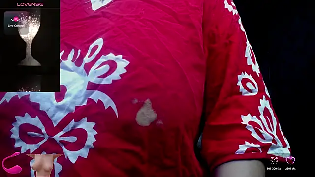 Snapshot of kalpanaaishaa chatting on 11-10-25, 10:14 kalpanaaishaa online show from 11-10-25, 10:14