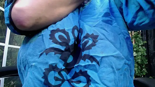 Snapshot of kalpanaaishaa chatting on 11-26-25, 10:16 kalpanaaishaa online show from 11-26-25, 10:16