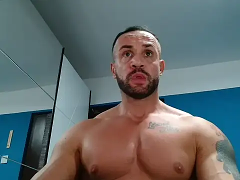 Magnificmuscles89 online show from 01-01-25, 12:00