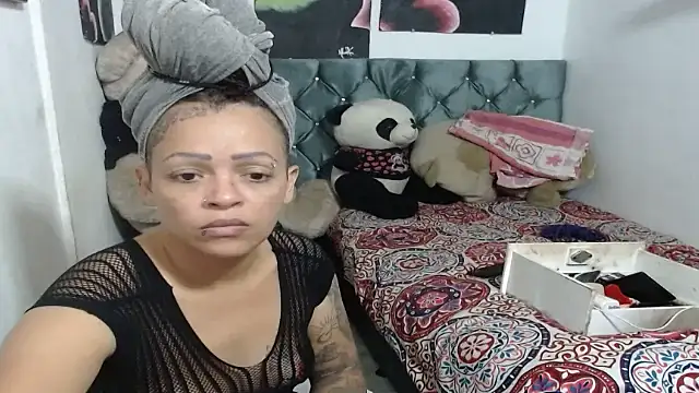 manzanahot9 online show from 01-20-25, 07:46