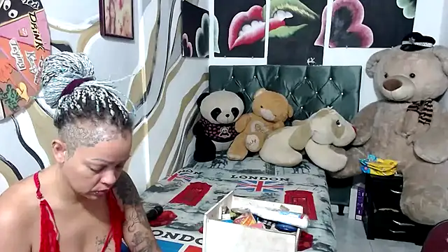 manzanahot9 online show from 09-21-25, 11:23