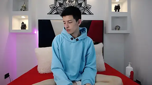 MaikCarver online show from 02-04-25, 04:15