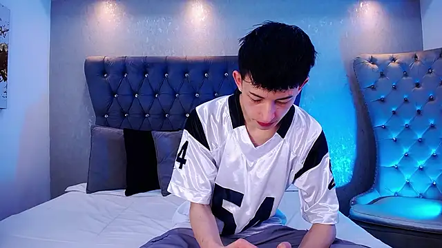 MaikCarver online show from 01-16-26, 03:43