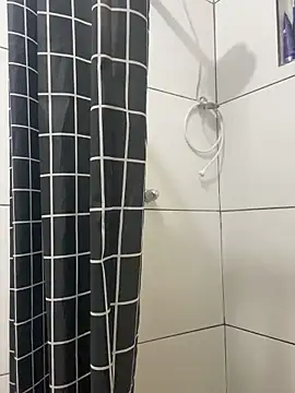 couple shy online show from 11-19-25, 09:59