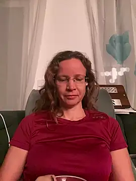 AnnikaRose online show from 01-13-26, 06:51