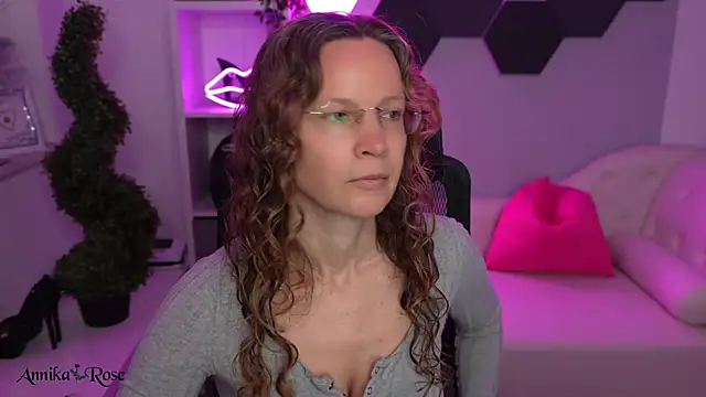 Snapshot of AnnikaRose chatting on 02-02-26, 08:46 AnnikaRose online show from 02-02-26, 08:46