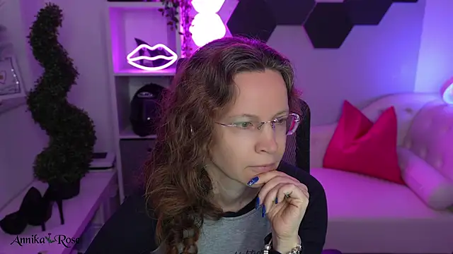 Snapshot of AnnikaRose chatting on 02-07-26, 08:07 AnnikaRose online show from 02-07-26, 08:07