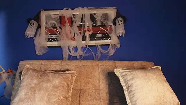 Snapshot of liccy_hall chatting on 10-30-25, 11:44 liccy hall online show from 10-30-25, 11:44