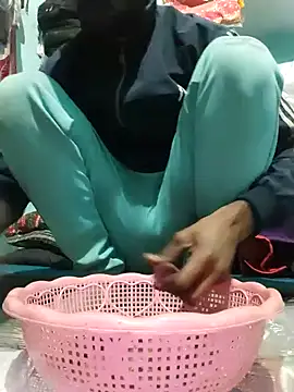 Snapshot of sexyshivamhot chatting on 12-23-24, 05:00 sexyshivamhot online show from 12-23-24, 05:00