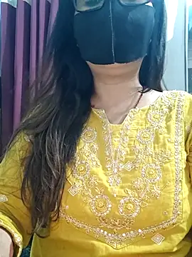 Aishwaryaa 69 online show from 06-08-26, 02:45