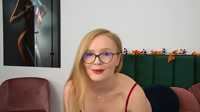 Chloe Richardson online show from 11-06-25, 01:12