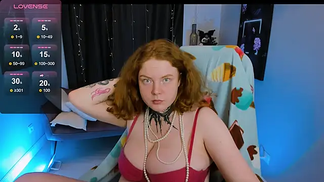 Snapshot of Cassie_xKiss chatting on 12-15-24, 07:31 Cassie xKiss online show from 12-15-24, 07:31