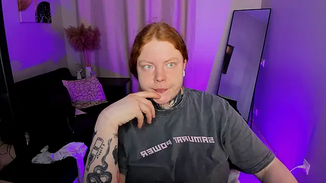 Cassie xKiss online show from 04-05-26, 08:39